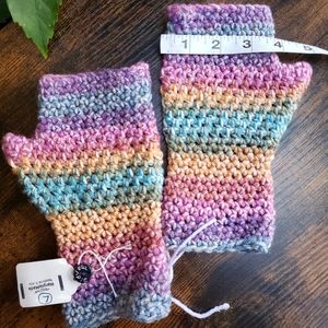 NWT* Handmade Fingerless gloves💜 super acrylic yarn, MarpleMade Designs,rainbow